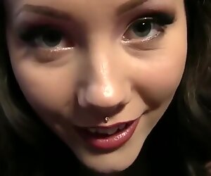 Hottie with big boobs shows them off