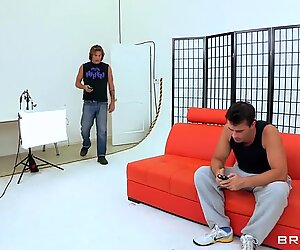 Brunette pornstar enjoys deep anal