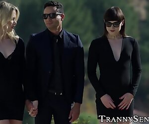 Ts hermanastra, tabú familiar, madre hijo sexy