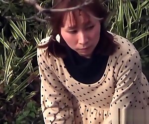 Japanese slut pissing