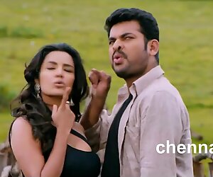 Oru Oorla Rendu Raja-Mazhakaatha Video